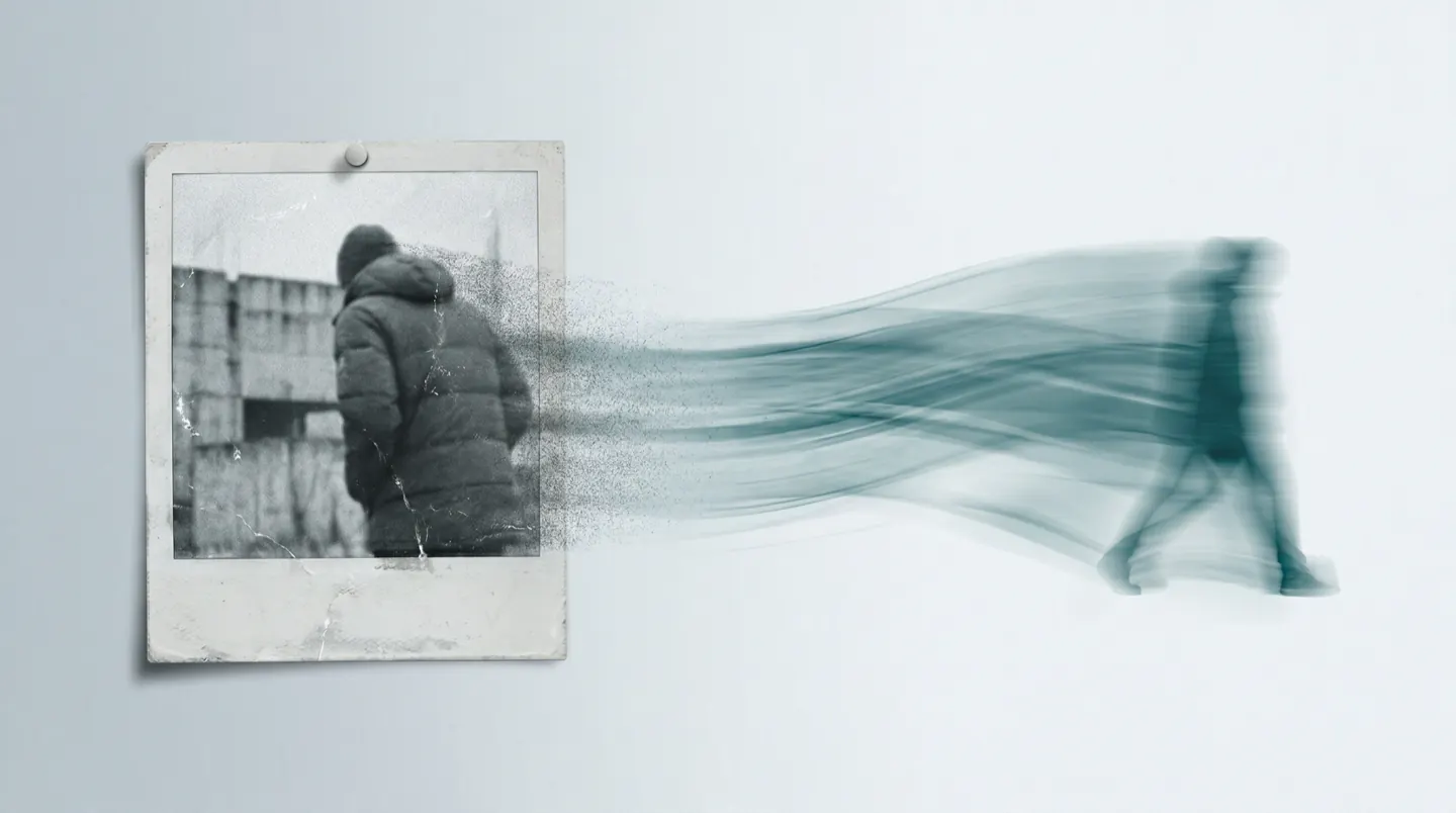 A faded photographic snapshot resolving into a continuous teal motion trail.